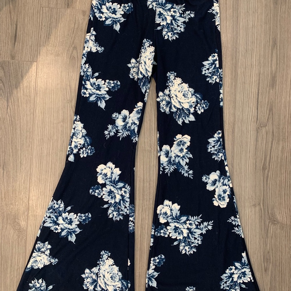 Two piece navy set